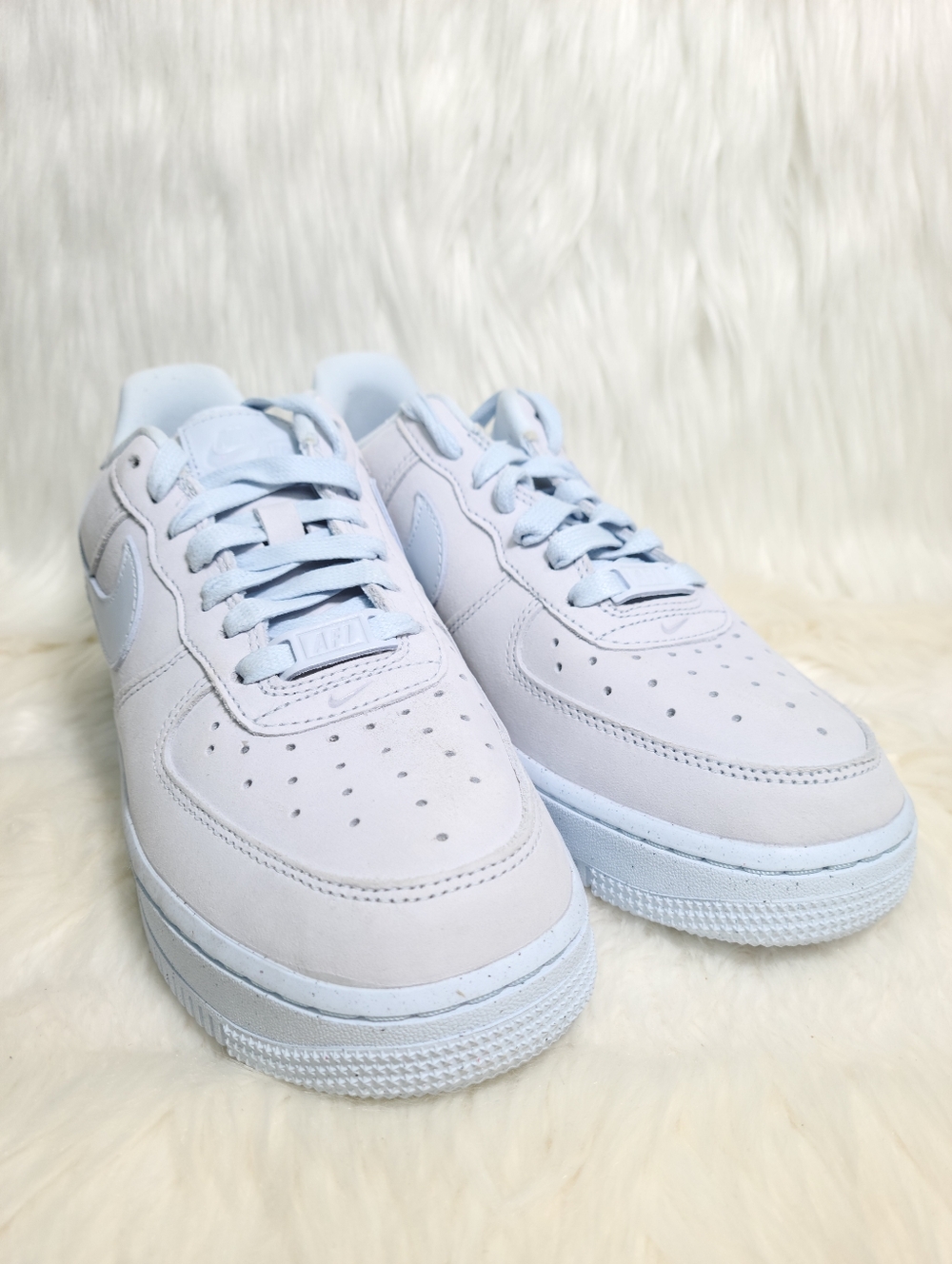 Nike Air Force 1 07' Low Blue Tint Women 7.5 NEW